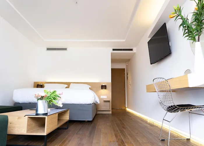Aparthotel Loft 3*