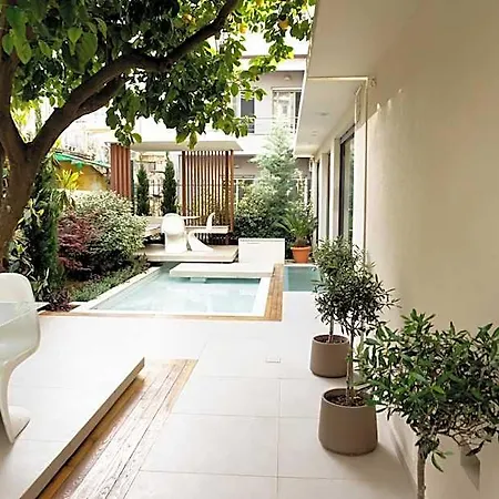Aparthotel Loft Patras