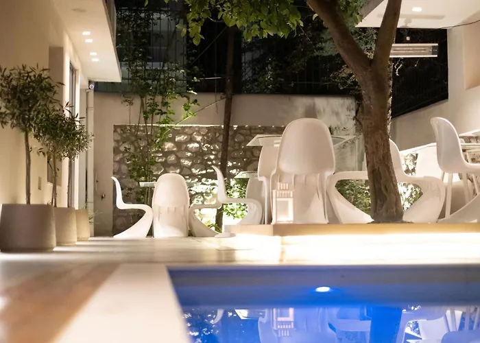 Loft מלון דירות