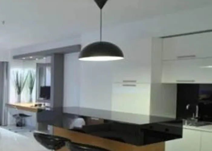 Loft מלון דירות 3*