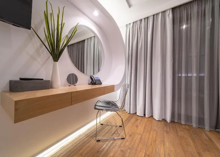 Loft מלון דירות 3*